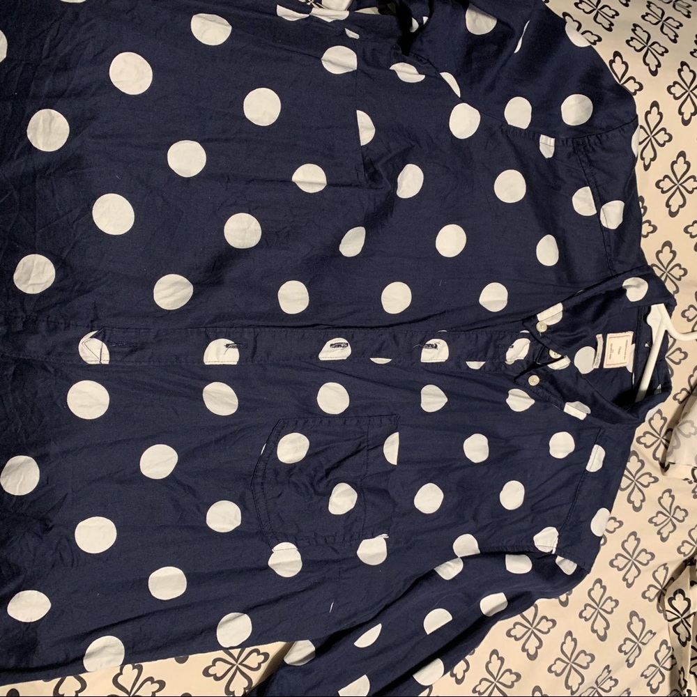 Women’s Gap button up shirt